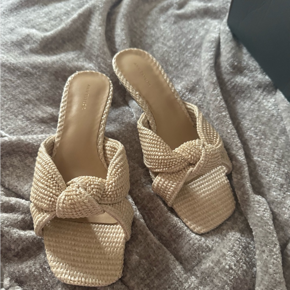 Ann Taylor Beige Woven Knot Sandals